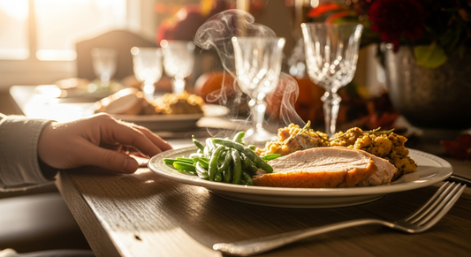 Mindful eating tips for Thanksgiving. Use glucose monitoring and CGM data to balance blood sugar during holiday meals while enjoying traditional foods.